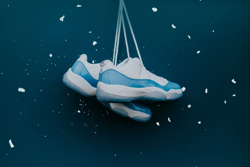 Giày Nike Air Jordan 11 Retro Low 'University Blue' 528896-106 - Ảnh 12