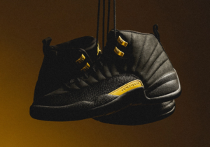 Alternative view of Giày Nike Air Jordan 12 Retro 'Black Taxi' CT8013-071