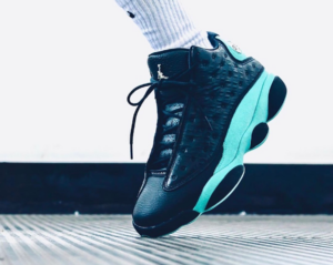 Alternative view of Giày Nike Air Jordan 13 Retro 'Island Green' 414571-030