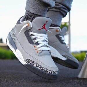 Alternative view of Giày Nike Air Jordan 3 Retro 'Cool Grey' 2021 CT8532-012