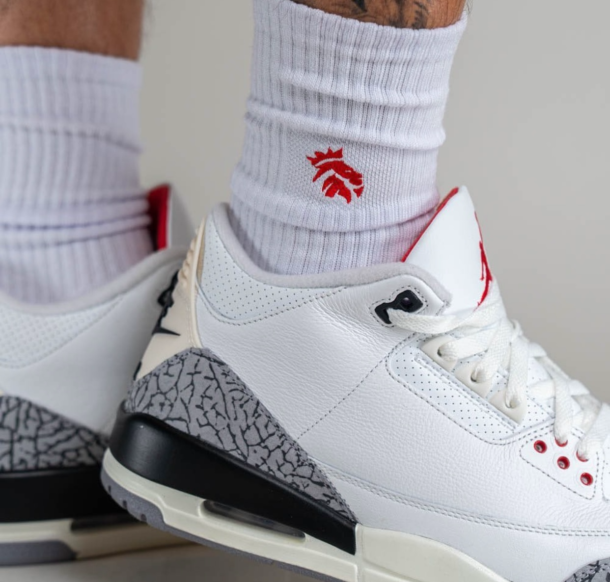 Giay Nike Air Jordan 3 Retro GS 'White Cement' DM0967-100