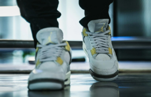 Giay Nike Air Jordan 4 Retro SE 'Craft' DV3742-021