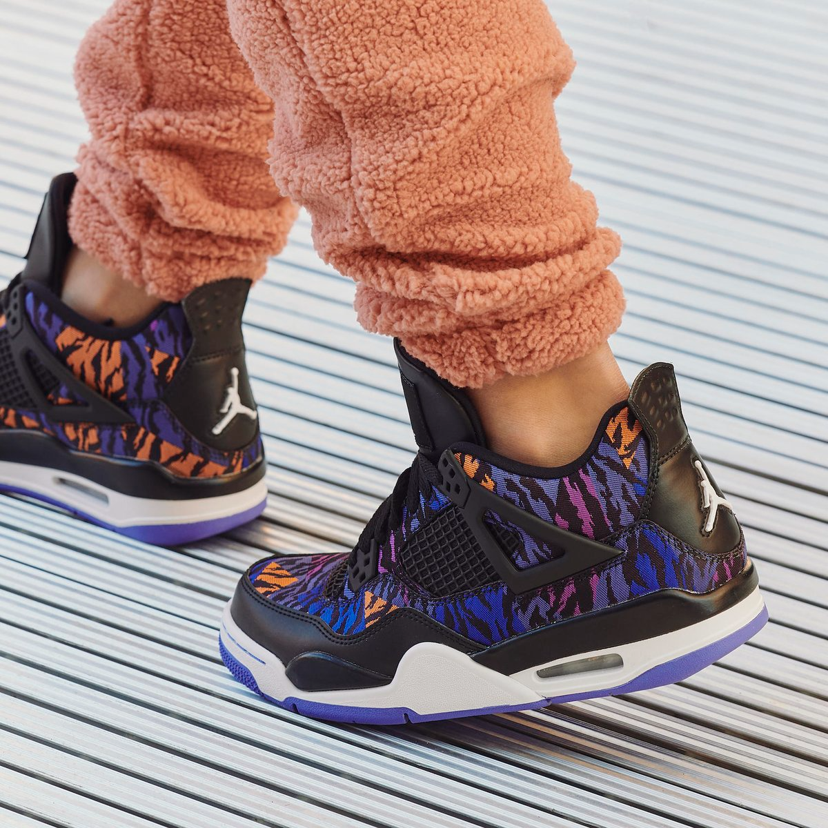 Giày Nike Air Jordan 4 Retro SE GG 'Rush Violet' BQ9043-005 - Ảnh 3