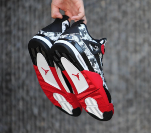 Alternative view of Giày Nike Air Jordan 4 Retro 'Tattoo' BQ0897-006