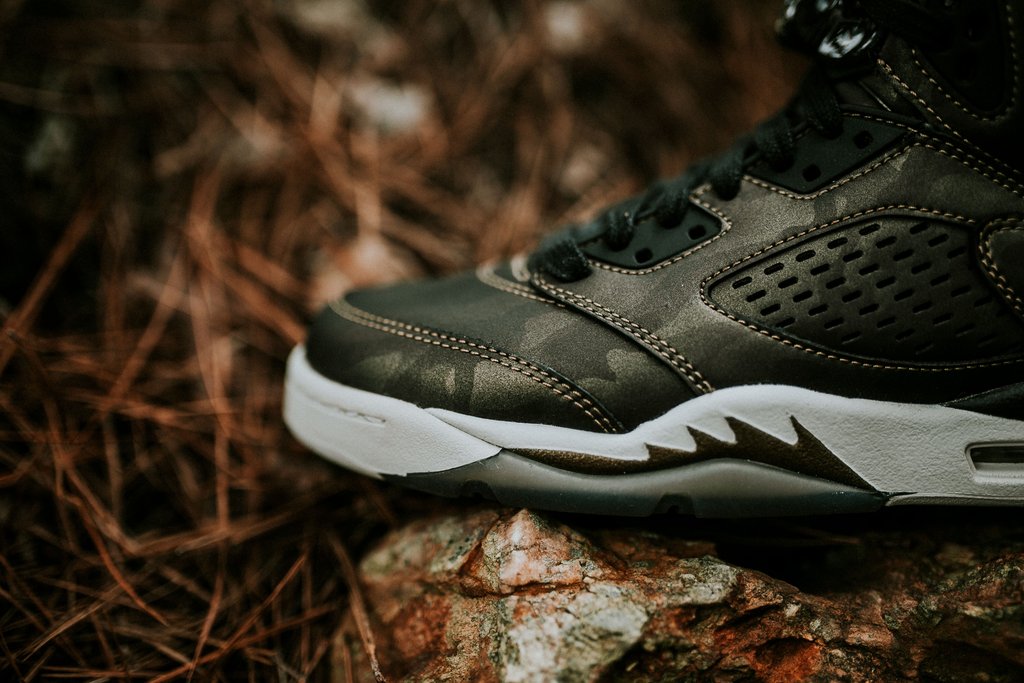 Giày Nike Air Jordan 5 Retro Prem HC 'Heiress' 919710-030 - Ảnh 3