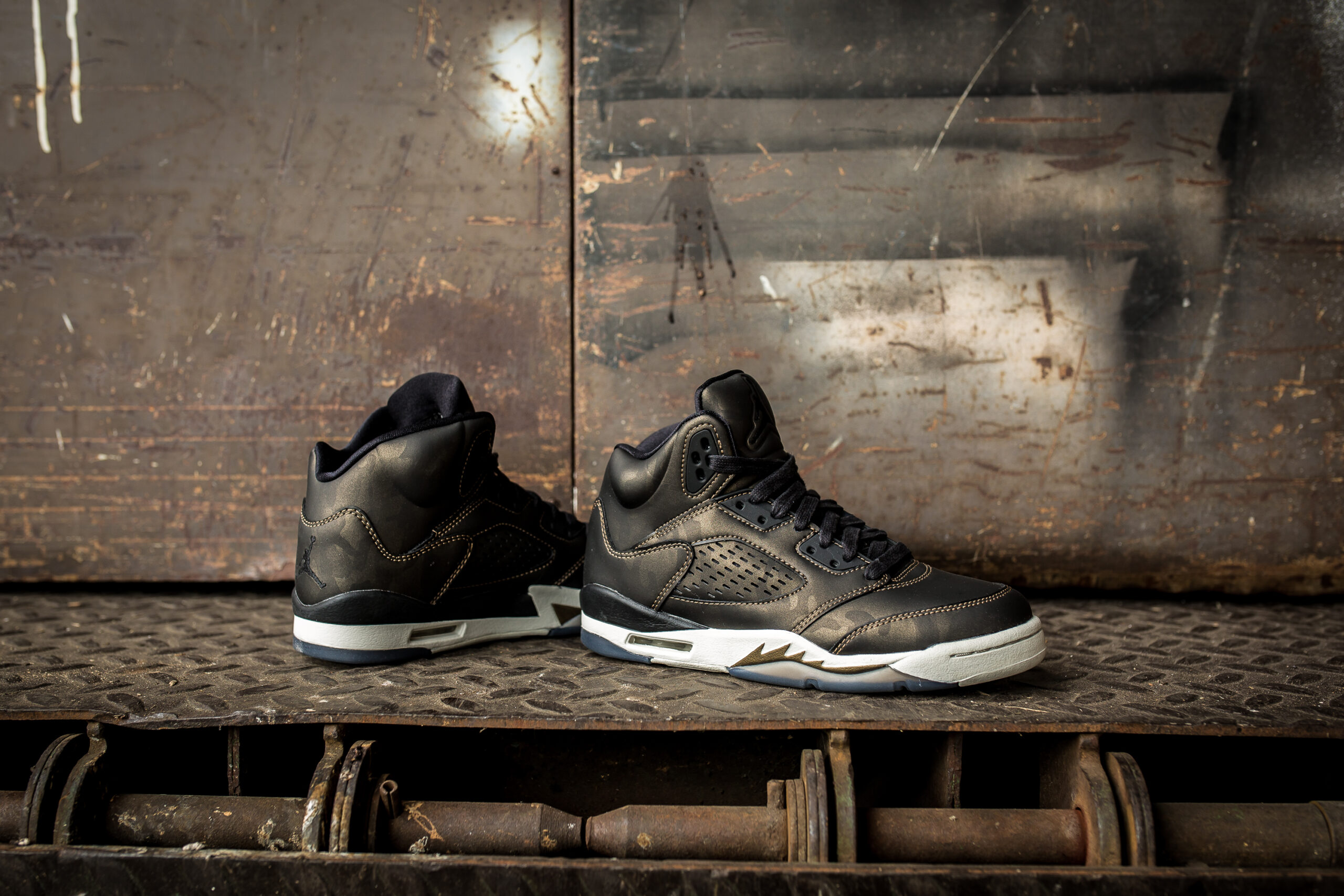 Giày Nike Air Jordan 5 Retro Prem HC 'Heiress' 919710-030 - Ảnh 4