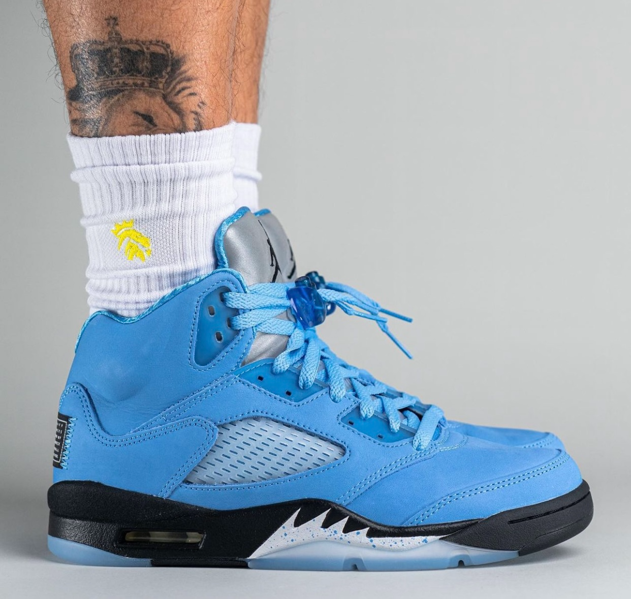 Giay Nike Air Jordan 5 Retro 'University Blue' DV1310-401