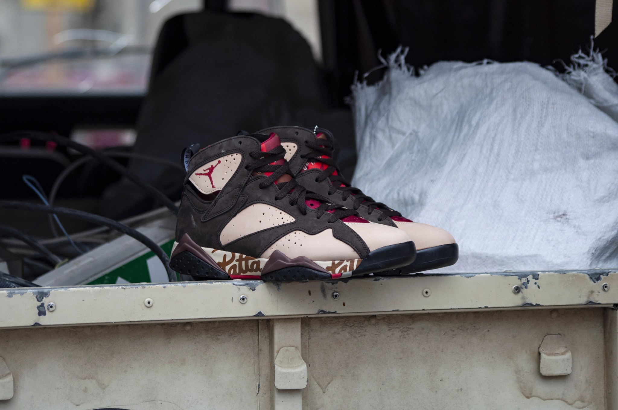 Giày Nike Air Jordan 7 Retro Patta Shimmer AT3375-200 - Ảnh 6