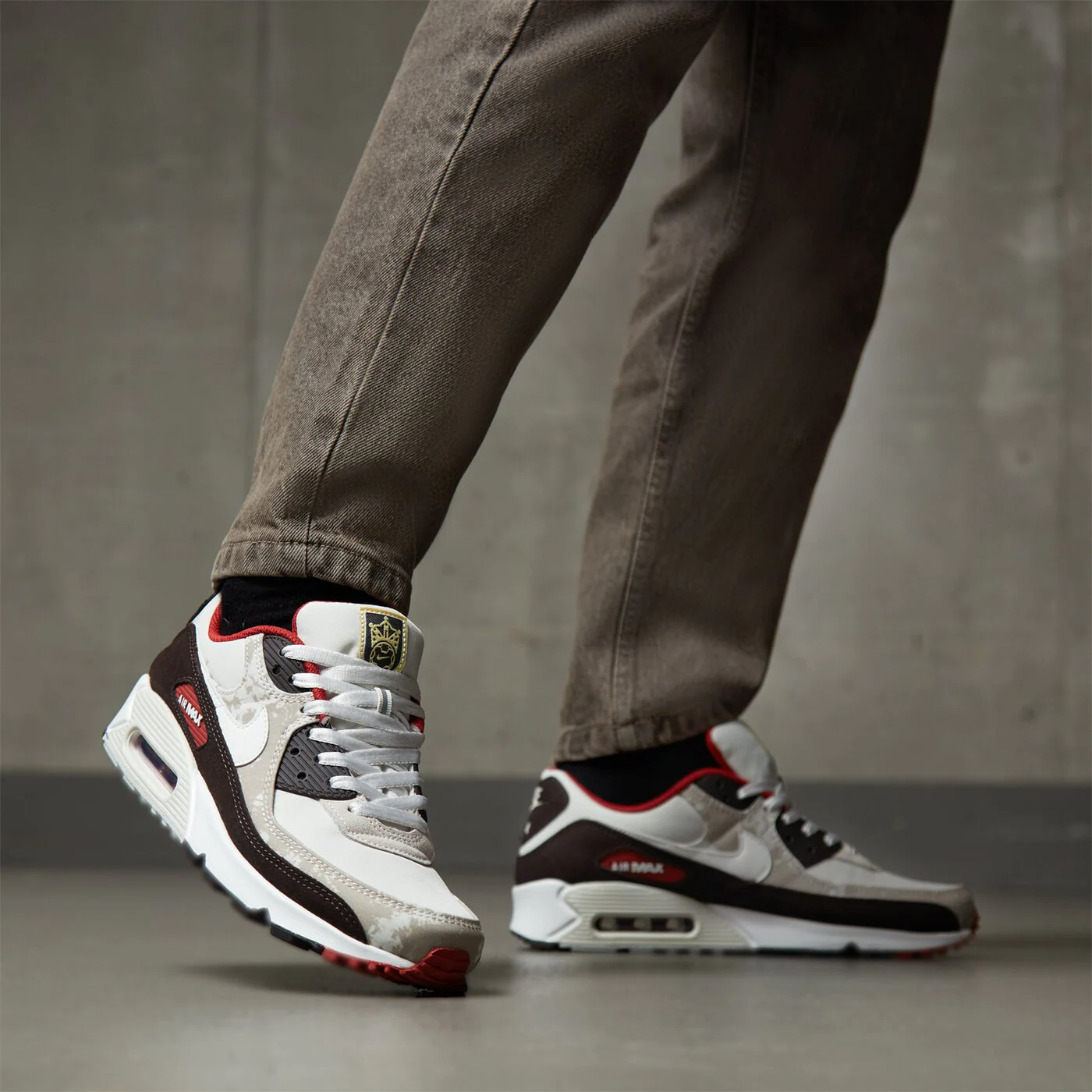 Giay Nike Air Max 90 'Social FC' DX3576-001