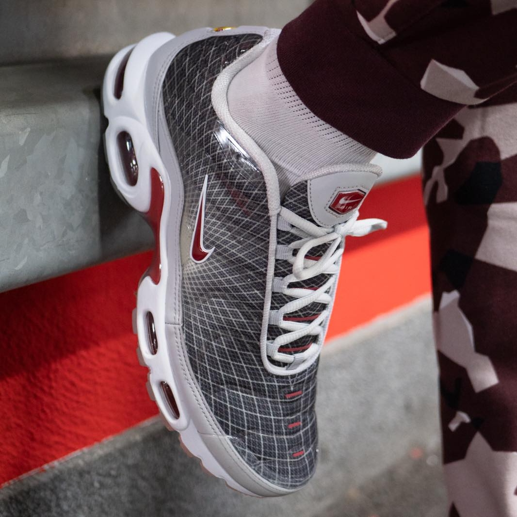 Giày Nike Air Max Plus Wave Grid Grey BV1983-001 - Ảnh 4