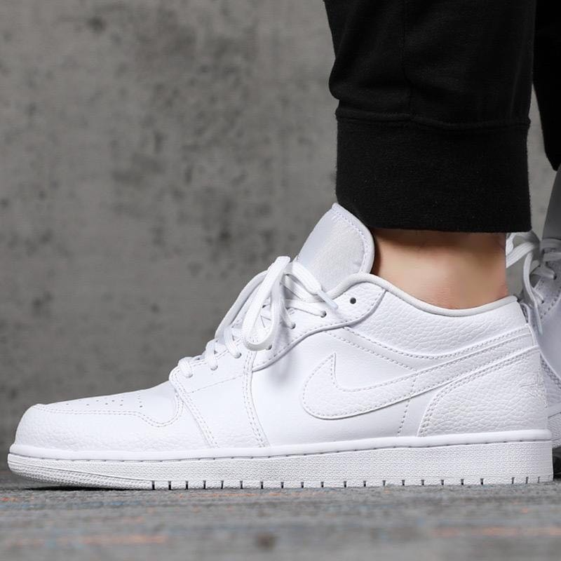 Giày Nike Air Jordan 1 Retro Low 'Pure Platinum' 553558-170 - Ảnh 2