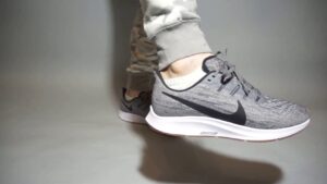 Alternative view of Giày Nike Air Zoom Pegasus 36 Gunsmoke AQ2203-001