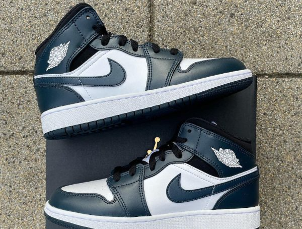 Giày Nike Air Jordan 1 Mid 'Armory Navy' 554724-411 - Ảnh 8