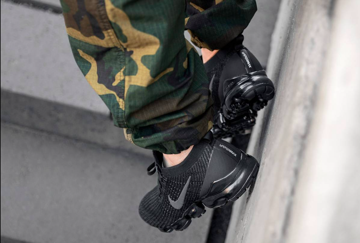 Giày Nike Air VaporMax Flyknit 3.0 'Triple Black' AJ6900-004 - Ảnh 5