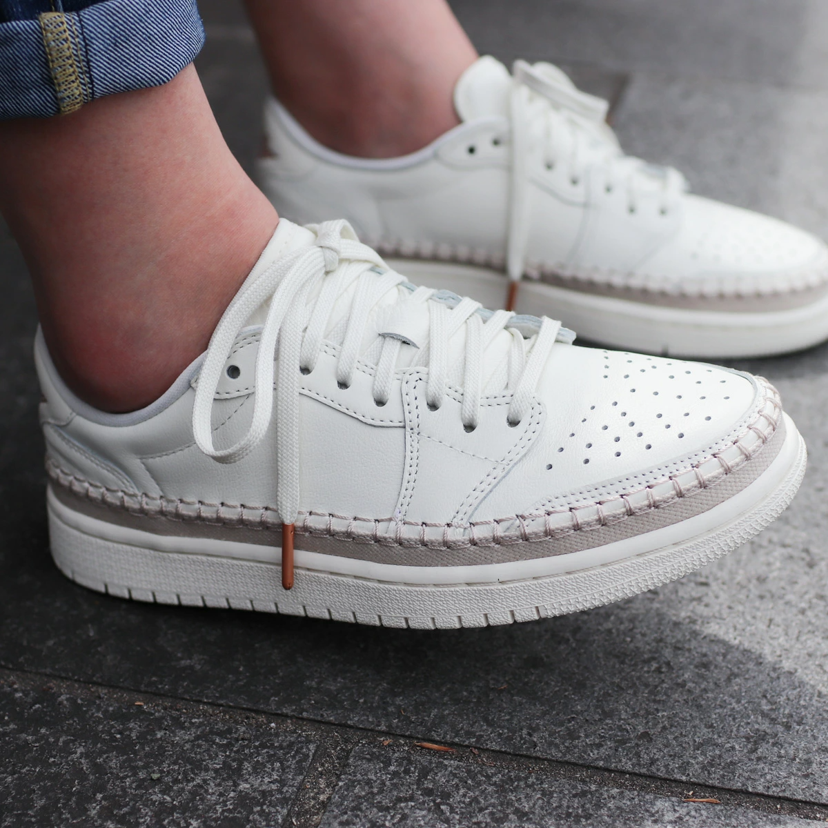 Giày Nike Wmns Air Jordan 1 Retro Low NS 'Sail' AO1935-109 - Ảnh 2