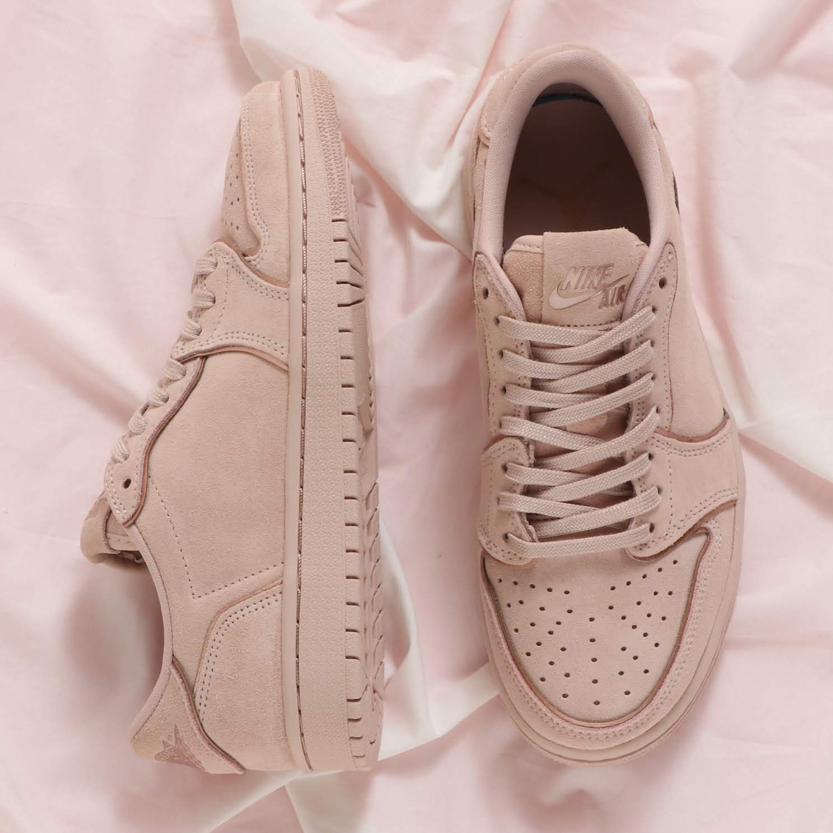 Giày Nike Wmns Air Jordan 1 Retro Low NS 'Particle Beige' AO1935-204 - Ảnh 4
