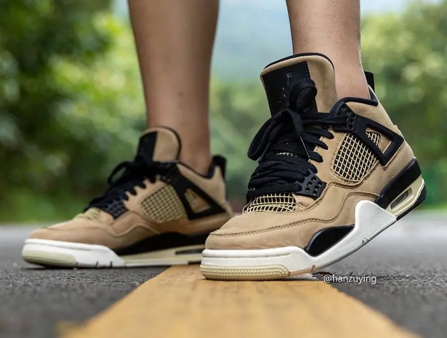 Alternative view of Giày Nike Wmns Air Jordan 4 Retro 'Mushroom' AQ9129-200