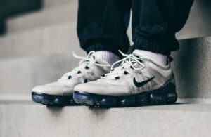 Alternative view of Giày Nike Air VaporMax 2019 'Moon Particle' AR6631-200