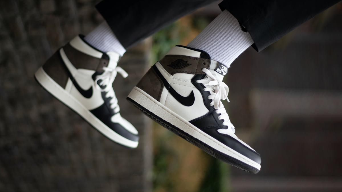 Giày Nike Air Jordan 1 Retro High OG 'Dark Mocha' 555088-105 - Ảnh 9