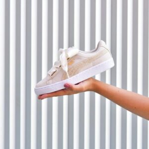Alternative view of Giày Puma Basket Heart Canvas 366495-01