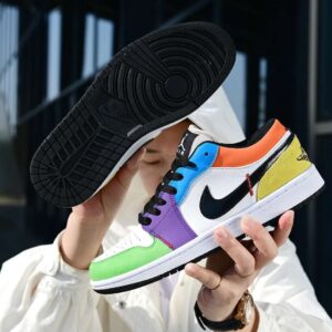 Alternative view of Giày Nike Wmns Air Jordan 1 Low SE 'Lightbulb' CZ3572-104