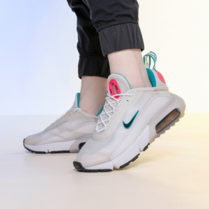 Alternative view of Giày Nike Wmns Air Max 2090 SE 'Light White Bright Pink' CZ1535-001