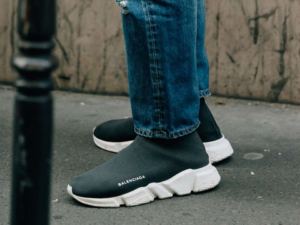 Alternative view of Giày Balenciaga Speed Sneaker 'Black' 645056-W2DBQ-1015