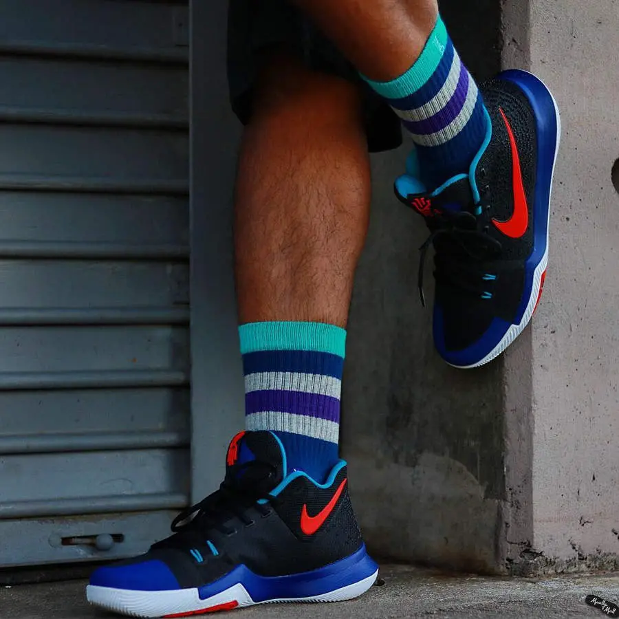 Alternative view of Giày Nike Kyrie 3 EP 'Kyrache Light' 852396-007