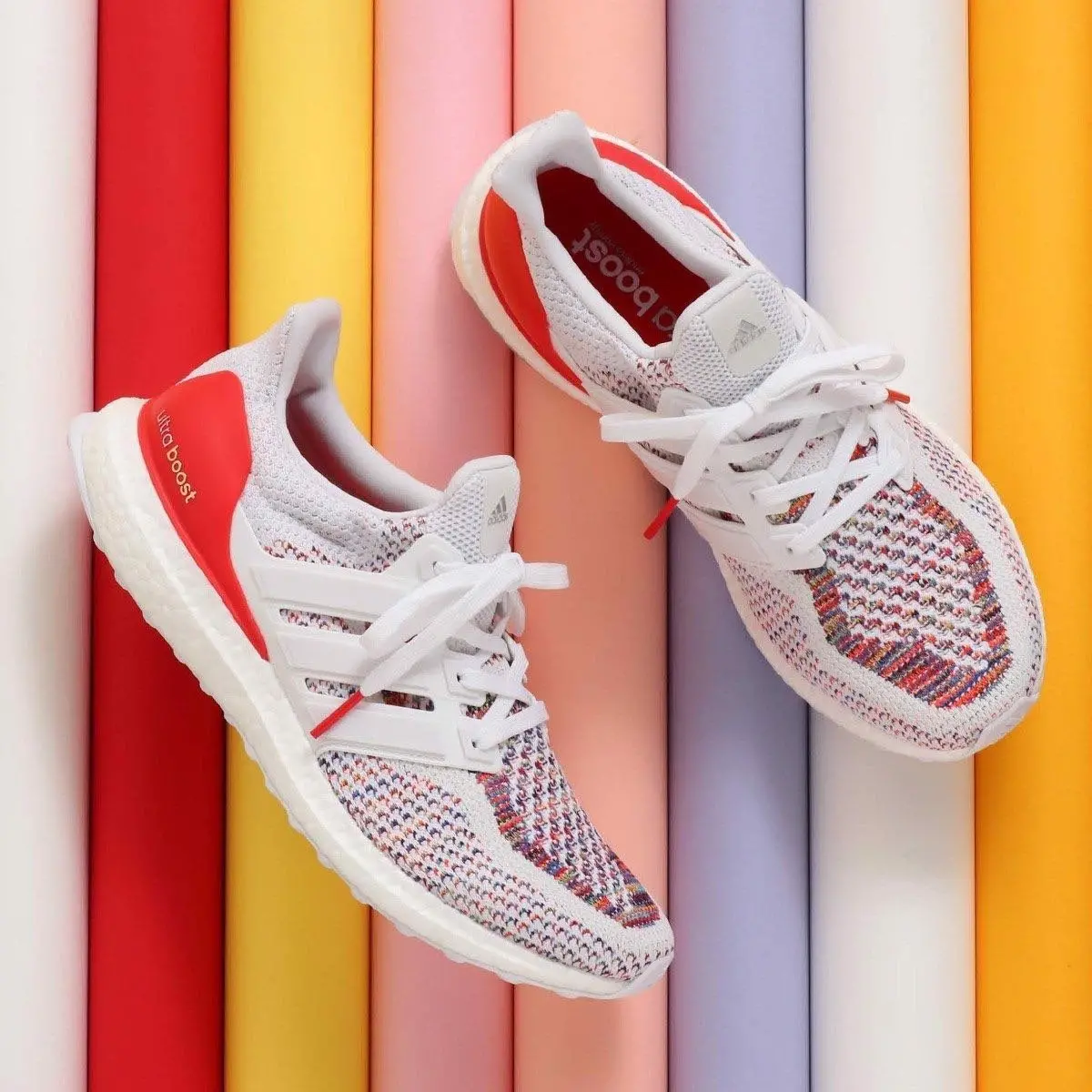 Alternative view of Giày Adidas Ultra Boost 2.0 'Multicolor' BB3911