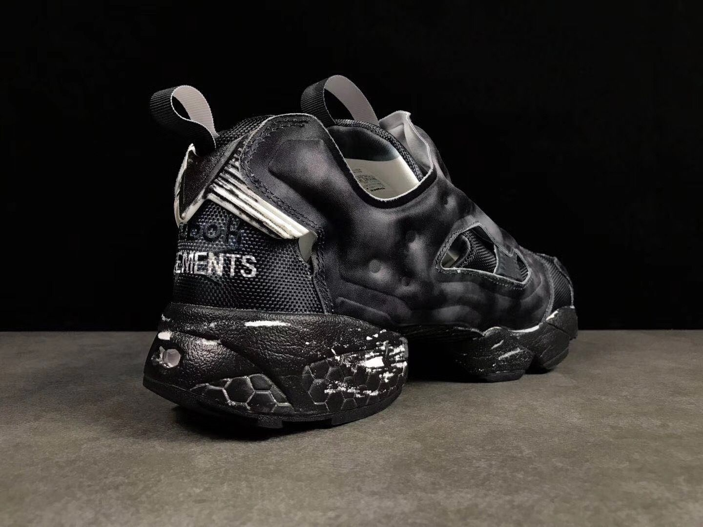 Giày Reebok Vetements x InstaPump Fury OG Washed Black CN2260 - Ảnh 7