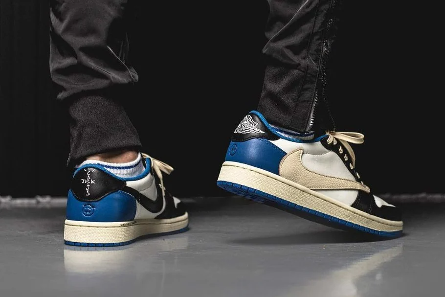 Giày Nike Fragment Design x Travis Scott x Air Jordan 1 Retro Low DM7866-140 - Ảnh 3