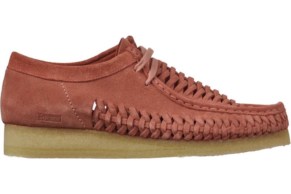Giay Clarks x Supreme Woven Wallabee 'Pink' 261-60847
