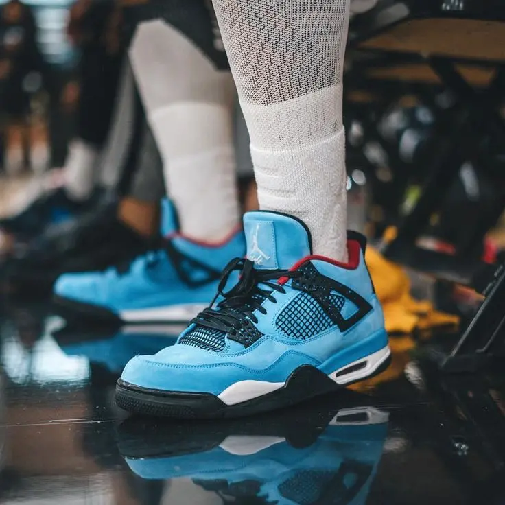 Alternative view of Giày Nike Travis Scott x Air Jordan 4 Retro 'Cactus Jack' 308497-406