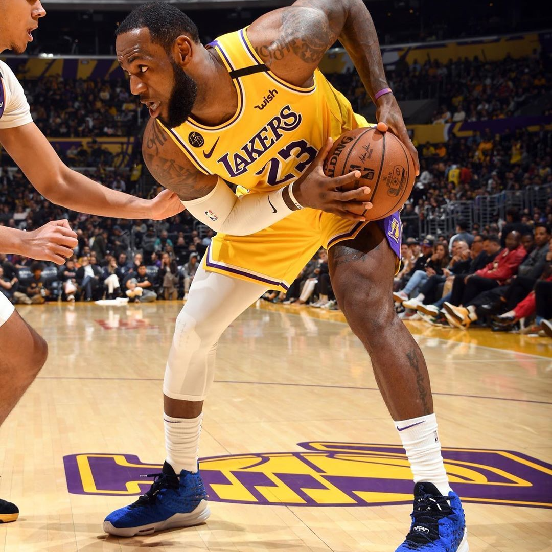 Giày Nike LeBron 17 EP 'More Than An Athlete' CT3465-400 - Ảnh 3