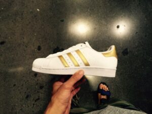 Alternative view of Giày Adidas Superstar 80 'Rose Gold' B39402