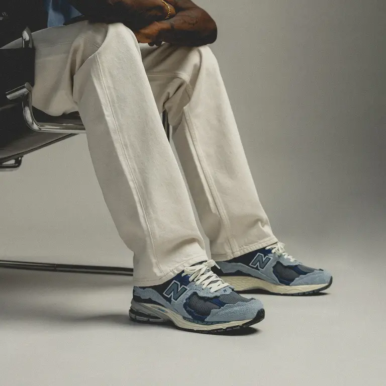Alternative view of Giày New Balance 2002R 'Light Arctic Grey Purple' M2002RDI