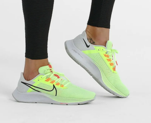 Alternative view of Giày Nike Air Zoom Pegasus 38 Men's Road Running Shoes CW7356-700