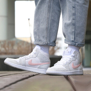 Giày Nike Wmns Air Jordan 1 Mid SE 'White Light Iron Ore' DN4045-001 - Ảnh 5