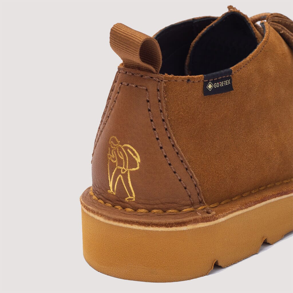 Giay Clarks Desert Trek GTX 'Tan Suede' 261-67869