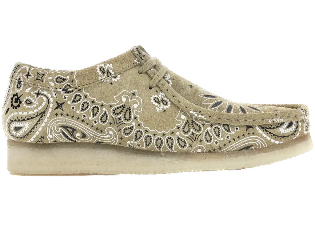Giay Clarks x Supreme Wallabee 'Bandana Khaki' 261-42398