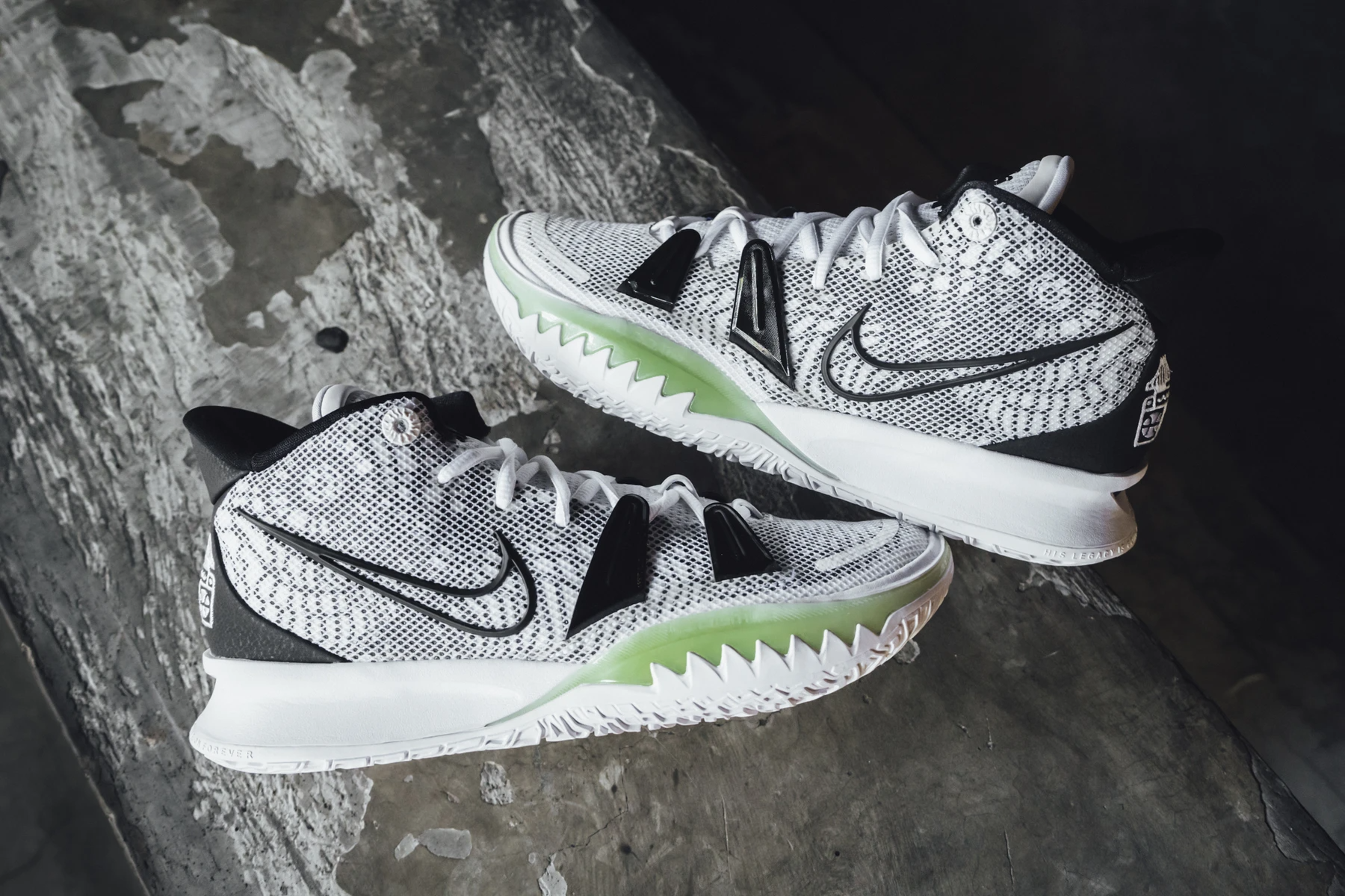 Giày Nike Kyrie 7 'Brooklyn Beats' CQ9326-100 - Ảnh 8