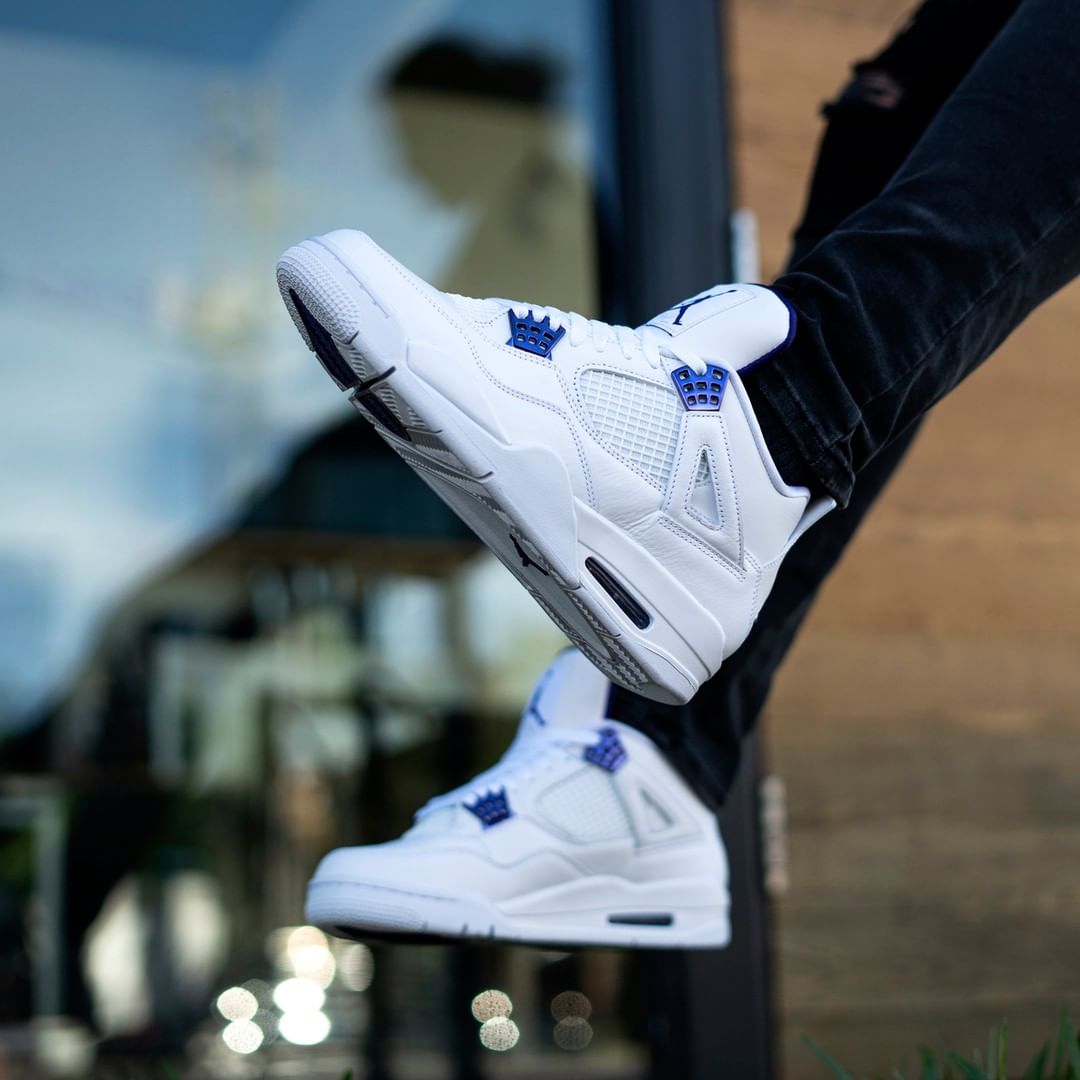 Giày Nike Air Jordan 4 Retro Metallic Purple CT8527-115 - Ảnh 2