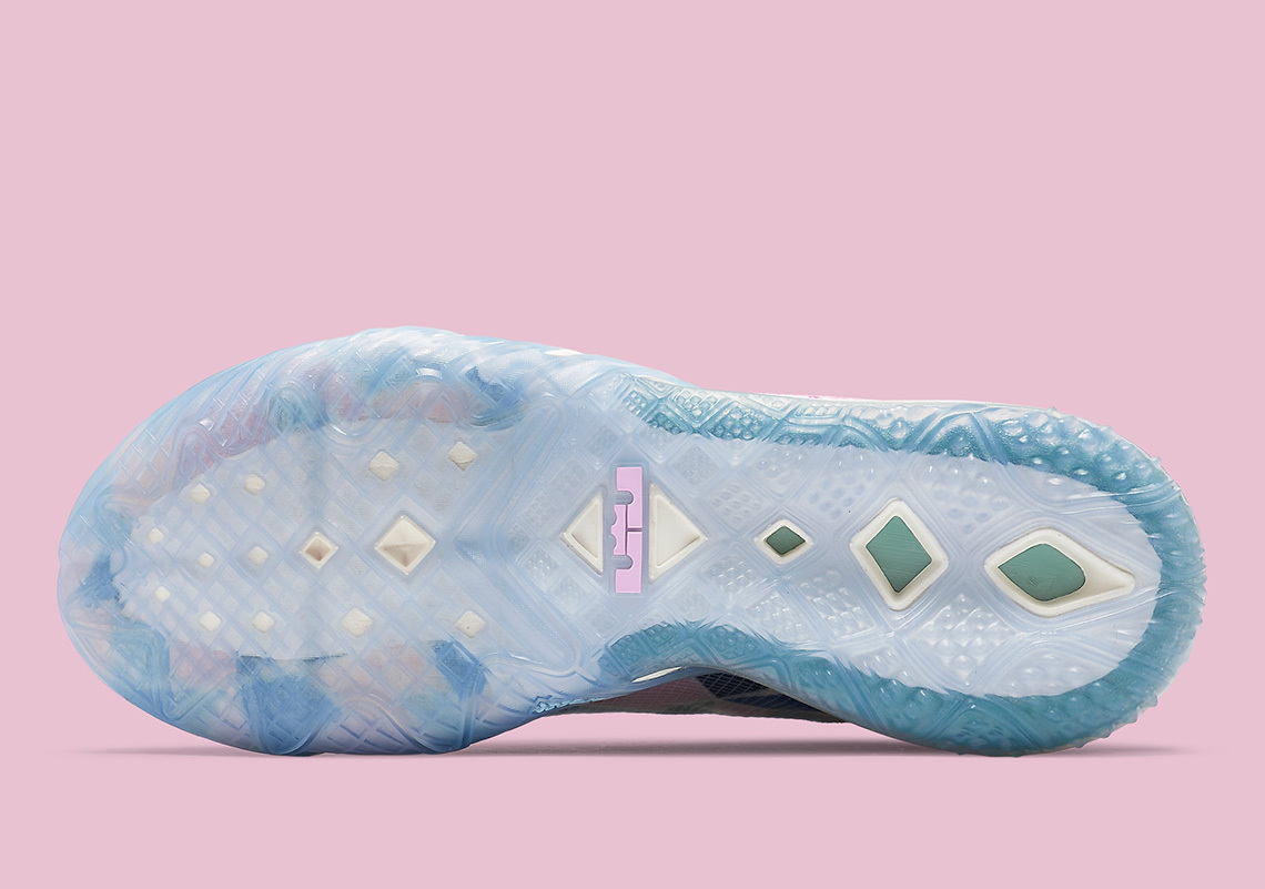 Giày Nike atmos x LeBron 18 Low 'Sakura' CV7562-101 - Ảnh 6