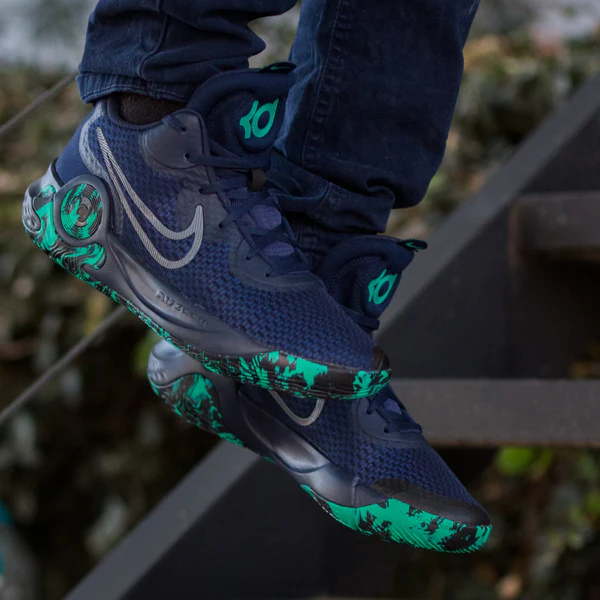 Giay Nike KD Trey 5 IX 'Epsidian Clear Emerald' CW3402-400