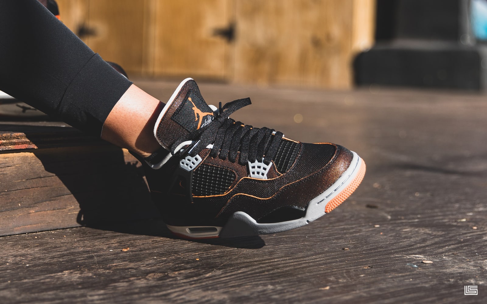 Giày Nike Wmns Air Jordan 4 Retro 'Starfish' CW7183-100 - Ảnh 5