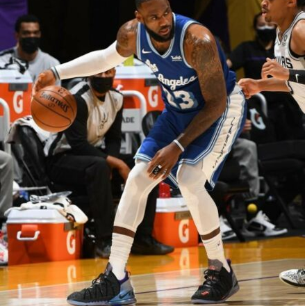 Giày Nike Kylian Mbappé x LeBron 18 NRG 'The Chosen 2' DB8148-001 - Ảnh 2