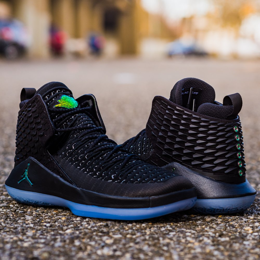 Giày Nike Air Jordan 32 Low GS AA1254-003 - Ảnh 3