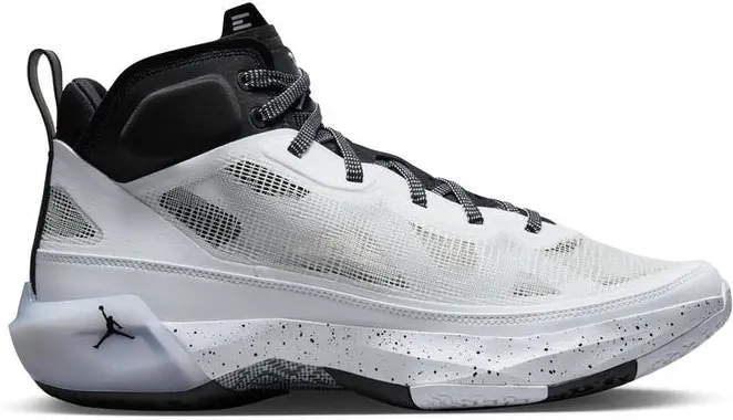 Giay Nike Jordan 37 'Oreo' DD6958-108