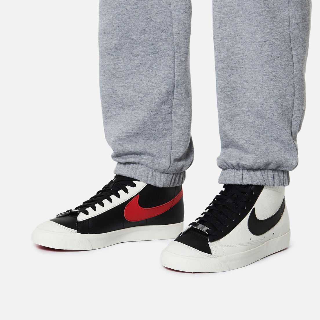 Alternative view of Giày Nike NBA x Blazer Mid '77 EMB '75th Anniversary Trail Blazers' DD8025-101