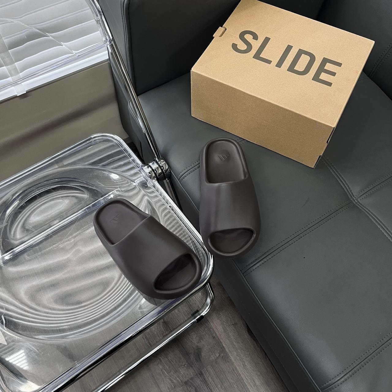 Dép Adidas Yeezy Slides 'Soot' 2021 GX6141 - Ảnh 6